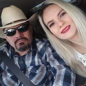 Meet your Posher, Jaime